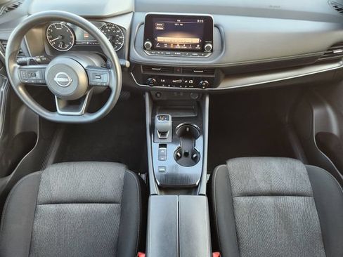 Used 2024 Nissan Rogue SV FWD image 24