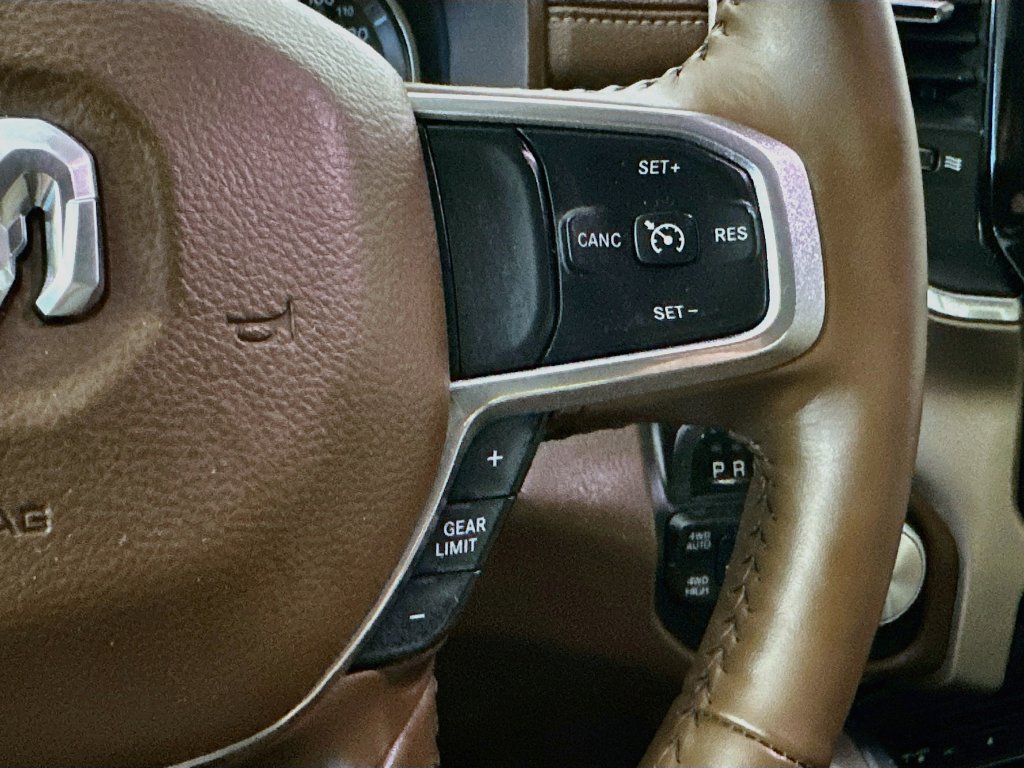 Used 2019 RAM 1500 Laramie AWD/4WD image 26