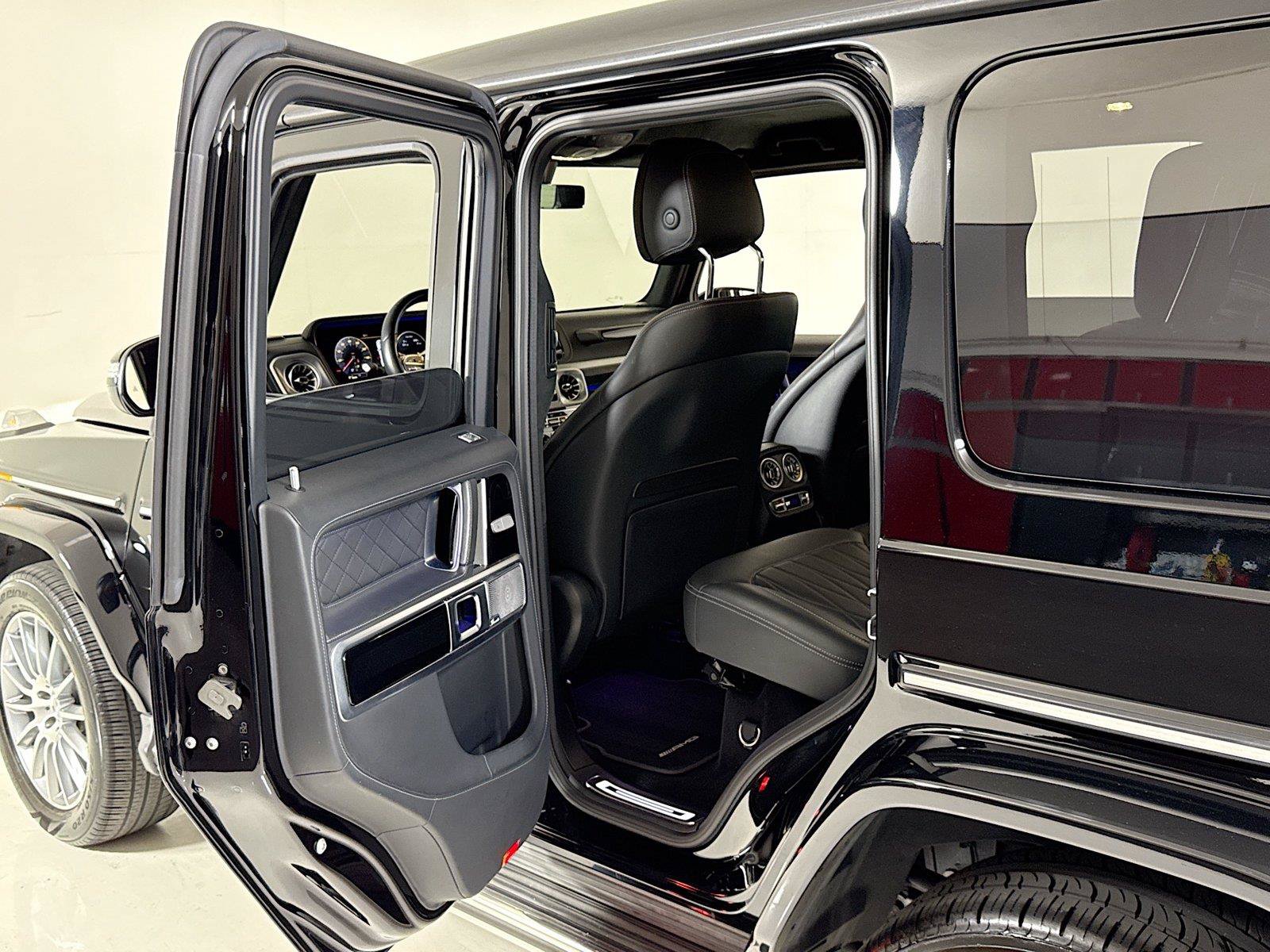 Used 2023 Mercedes-Benz G 550 image 26