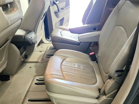 Used 2016 GMC Acadia Denali AWD/4WD image 26