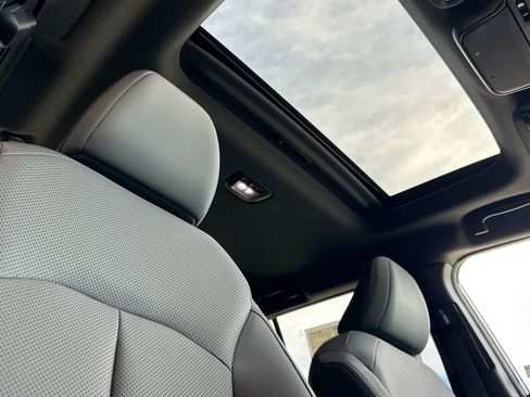 New 2026 Subaru Outback Limited AWD/4WD image 18