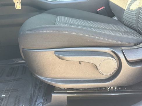 Used 2023 Kia Sorento LX AWD/4WD image 18