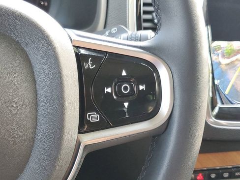 Certified 2023 Volvo XC90 B5 Plus w/ Protection Package Premier AWD/4WD image 22