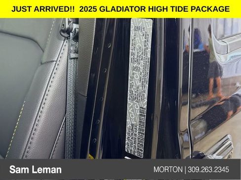 New 2025 Jeep Gladiator High Tide image 29