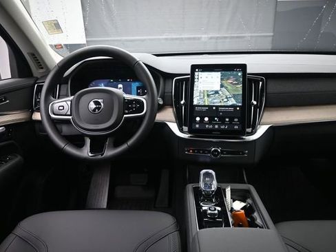 New 2026 Volvo XC90 B6 Plus w/ Protection Package AWD/4WD image 9