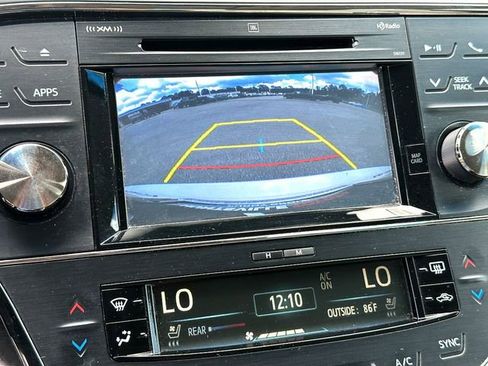 Used 2016 Toyota Avalon Limited w/ Toyota Safety Sense Package FWD image 13