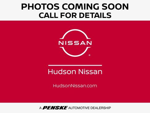 Used 2025 Nissan Pathfinder S AWD/4WD image 1