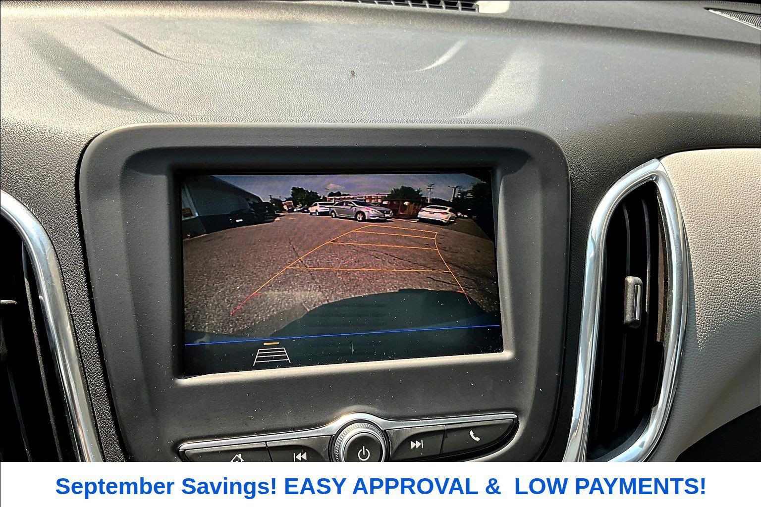 Used 2020 Chevrolet Equinox LT w/ Driver Convenience Package AWD/4WD image 13