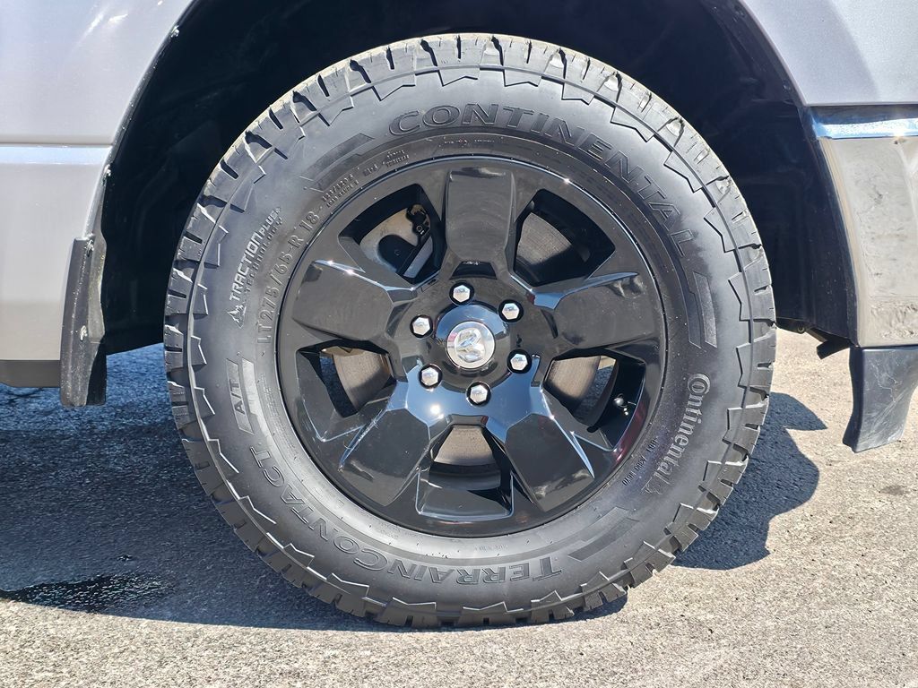 Used 2023 RAM 1500 Lone Star AWD/4WD image 9
