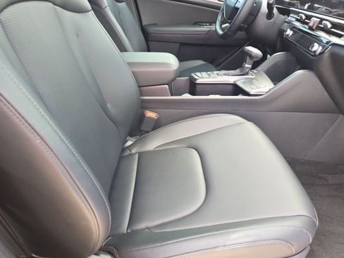 Certified 2026 Kia Sportage EX FWD image 20
