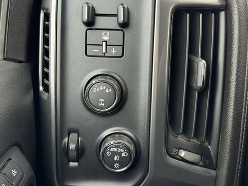 Used 2019 Chevrolet Silverado 3500 LTZ w/ Duramax Plus Package image 29