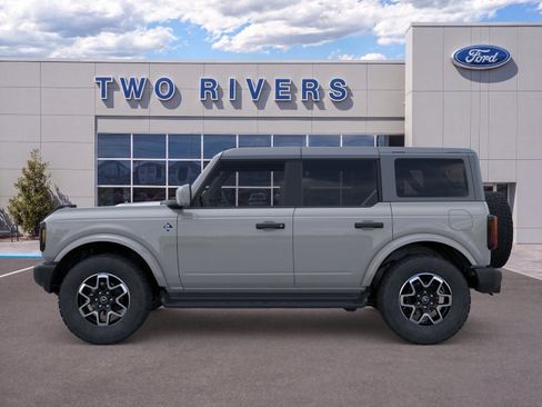 New 2026 Ford Bronco Outer Banks AWD/4WD image 3