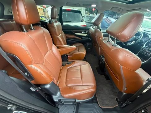 Used 2019 Subaru Ascent Touring AWD/4WD image 11