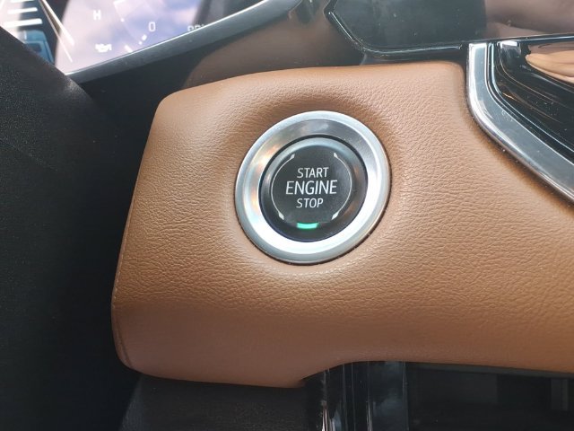 Used 2025 GMC Canyon AT4 AWD/4WD image 11