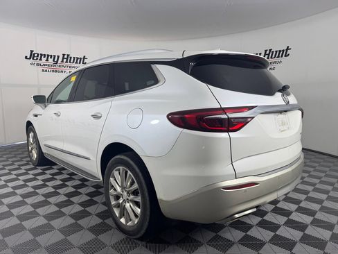 Used 2019 Buick Enclave Essence w/ LPO, Luxury Package FWD image 9