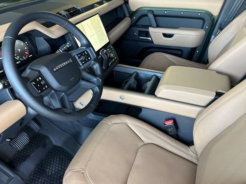 Used 2026 Land Rover Defender 110 S AWD/4WD image 9