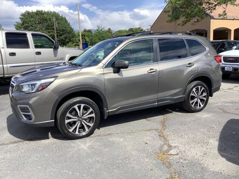 Used 2020 Subaru Forester Limited AWD/4WD image 14
