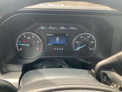 Used 2025 Ford F450 XL w/ XL Chrome Package image 20