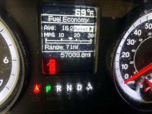 Used 2020 RAM 1500 Tradesman w/ Chrome Appearance Group RWD image 11