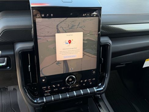 New 2026 GMC Yukon XL AT4 w/ AT4 Premium Package image 14