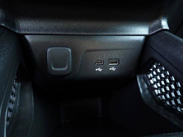 Used 2025 Chevrolet TrailBlazer LT FWD image 16