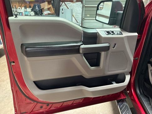 Used 2017 Ford F150 XLT w/ Equipment Group 302A Luxury RWD image 17
