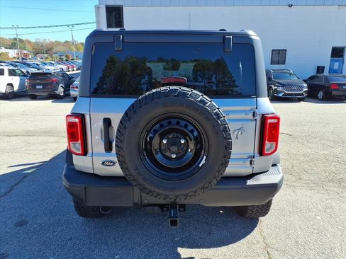 Used 2022 Ford Bronco Black Diamond image 4