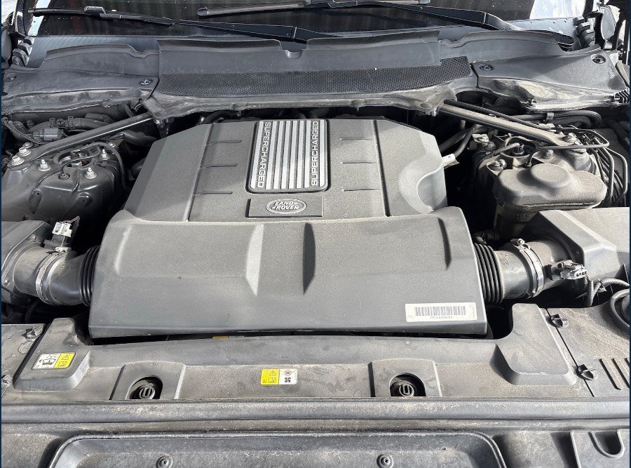 Used 2017 Land Rover Range Rover Sport AWD/4WD image 8