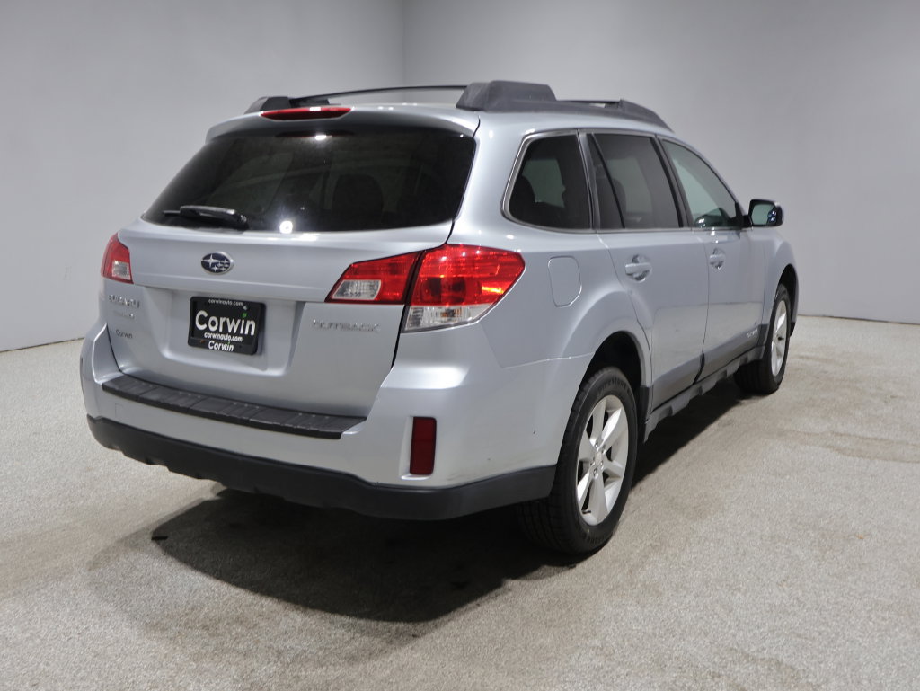 Used 2013 Subaru Outback 2.5i Premium w/ All-Weather Pkg AWD/4WD image 8