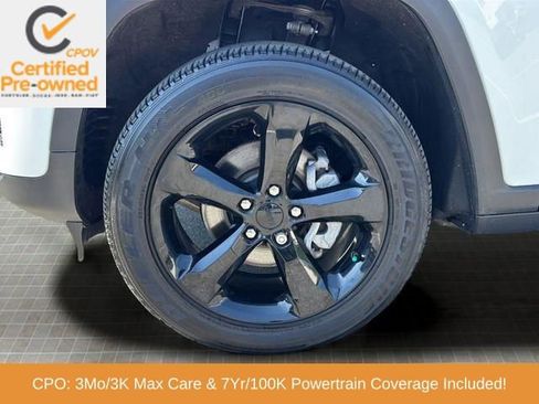 Certified 2023 Jeep Grand Cherokee Altitude AWD/4WD image 31