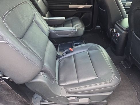 Used 2020 Ford Explorer XLT w/ Equipment Group 202A RWD image 23