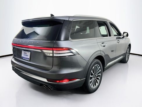 Used 2023 Lincoln Aviator AWD w/ Premium Package image 5