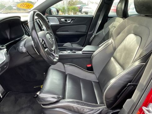 Used 2020 Volvo S60 T6 R-Design image 24