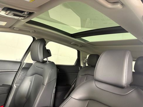 New 2026 Kia Sportage EX AWD/4WD image 18