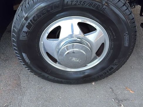 Used 2002 Ford F350 Lariat image 31