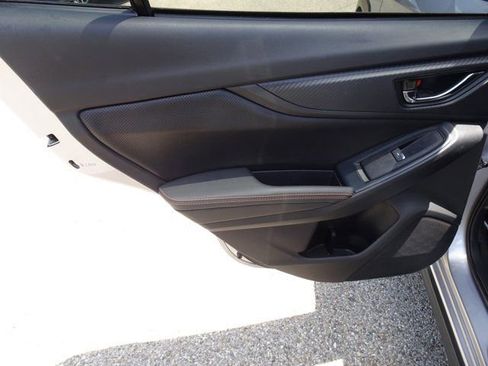 Used 2020 Subaru Crosstrek 2.0i Limited AWD/4WD image 16