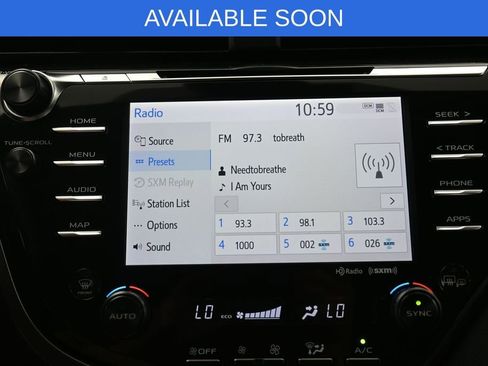Used 2020 Toyota Camry XLE FWD image 19