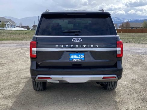 Used 2024 Ford Expedition XLT AWD/4WD image 13