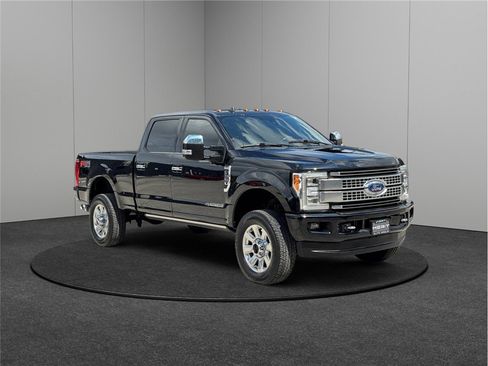 Used 2019 Ford F350 Platinum w/ Platinum Ultimate Package image 1