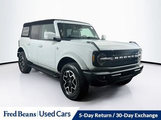 Used 2023 Ford Bronco Outer Banks AWD/4WD video 1