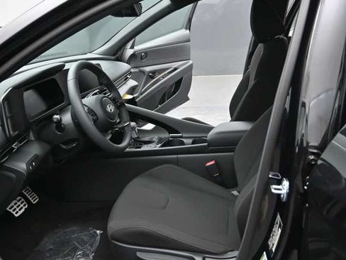 New 2026 Hyundai Elantra SEL Sport Premium FWD image 16