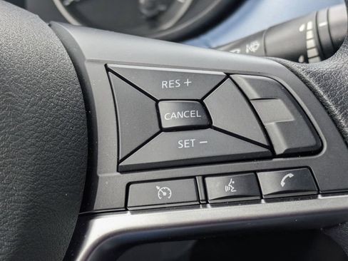 Used 2025 Nissan Versa SV w/ Trunk Package FWD image 24