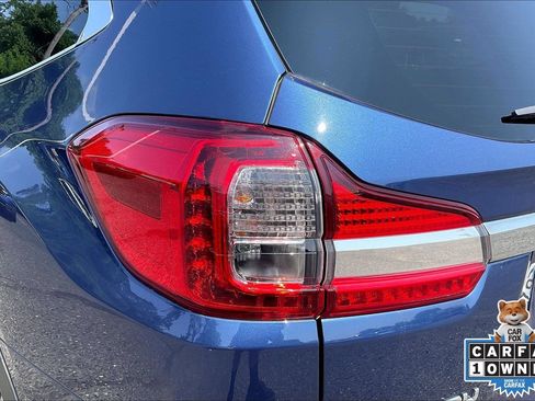 Used 2022 Subaru Ascent Touring AWD/4WD image 28