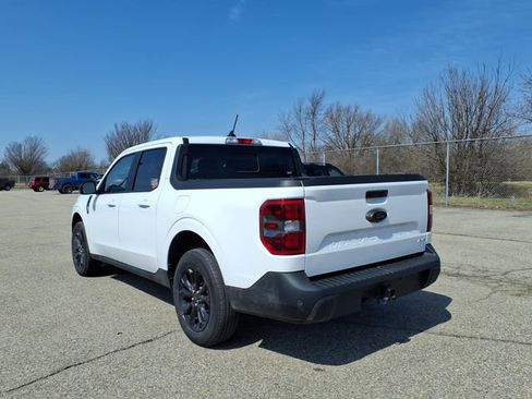 Used 2024 Ford Maverick Lariat w/ Black Appearance Package AWD/4WD image 8