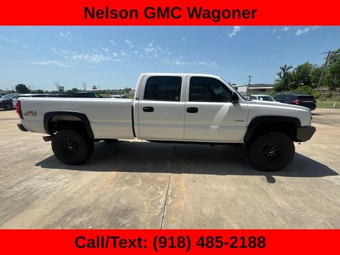 Used 2004 Chevrolet Silverado 3500 4x4 Crew Cab w/ Heavy-Duty Power Package image 4