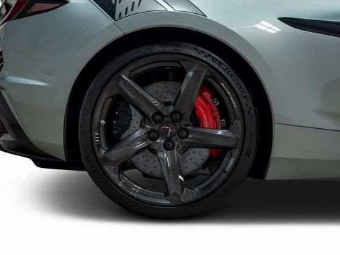 Used 2024 Chevrolet Corvette Z06 w/ Z07 Performance Package image 34