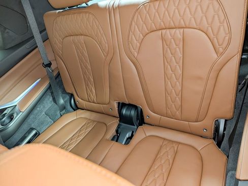 Certified 2024 BMW X7 M60i w/ Executive Package image 54