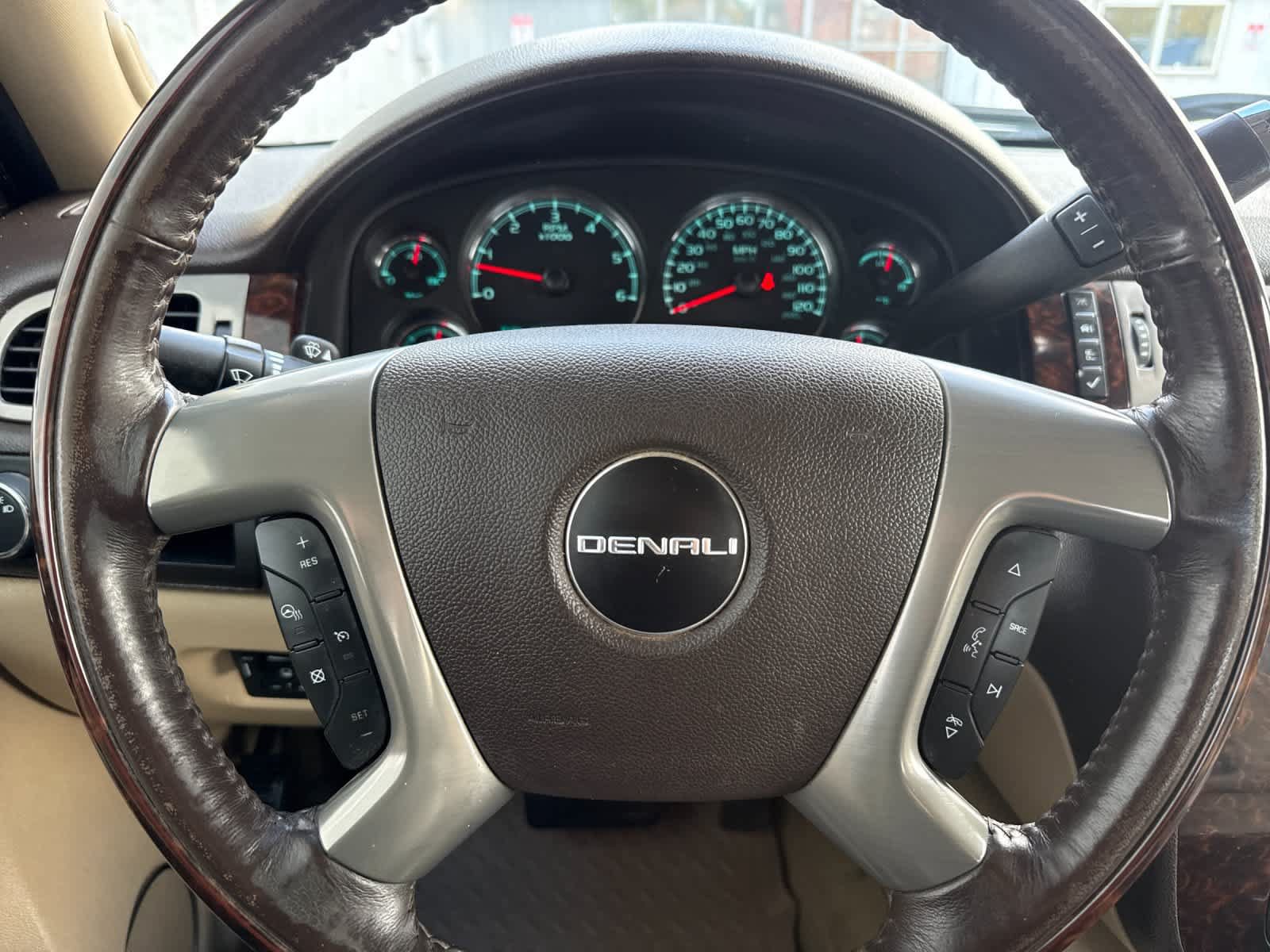 Used 2013 GMC Sierra 1500 Denali AWD/4WD image 21