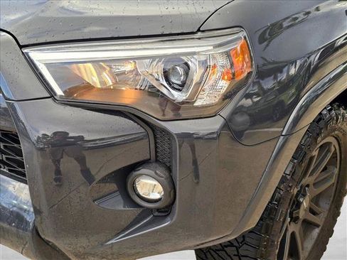 Used 2024 Toyota 4Runner SR5 RWD image 10