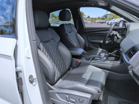 Used 2024 Audi SQ5 Premium Plus w/ Premium Plus Package AWD/4WD image 32